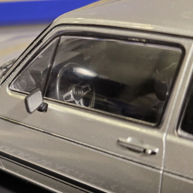 Volkswagen 1976 Golf Mk1 Ex-Magazine 1:24