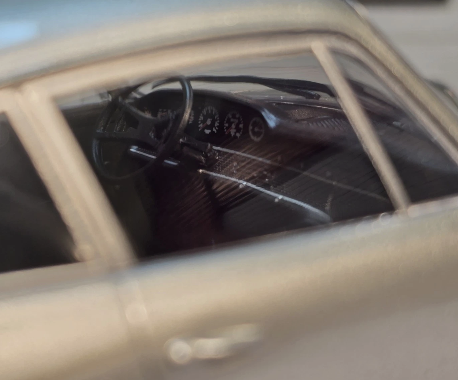 Porsche 1969 Carrera 911 S Ex-Magazine 1:24