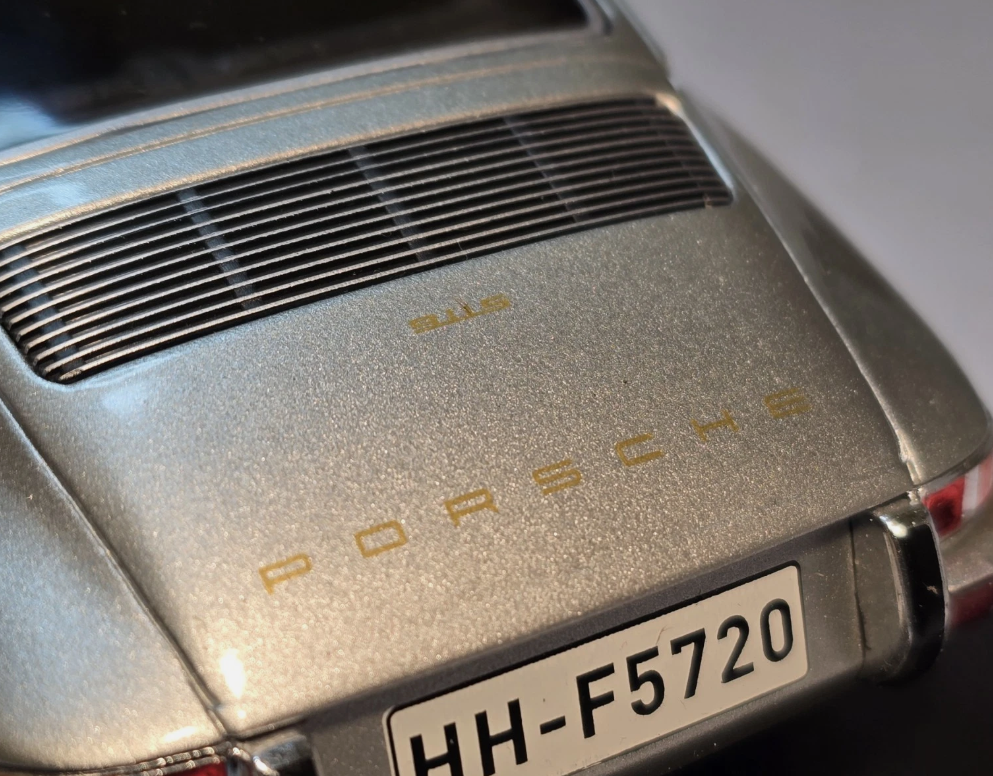 Porsche 1969 Carrera 911 S Ex-Magazine 1:24