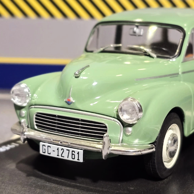 Morris Minor 1958 Traveller 1:24