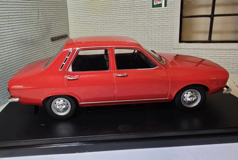 Dacia 1970 1300 Saloon Ex-Magazine 1:24