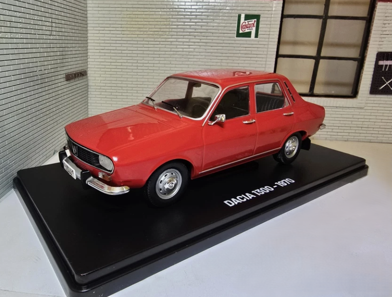 Dacia 1970 1300 Saloon Ex-Magazine 1:24