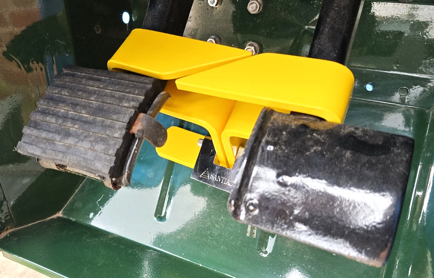 Land Rover Series 2, 2a & 3 Pedal Box Security Lock Set