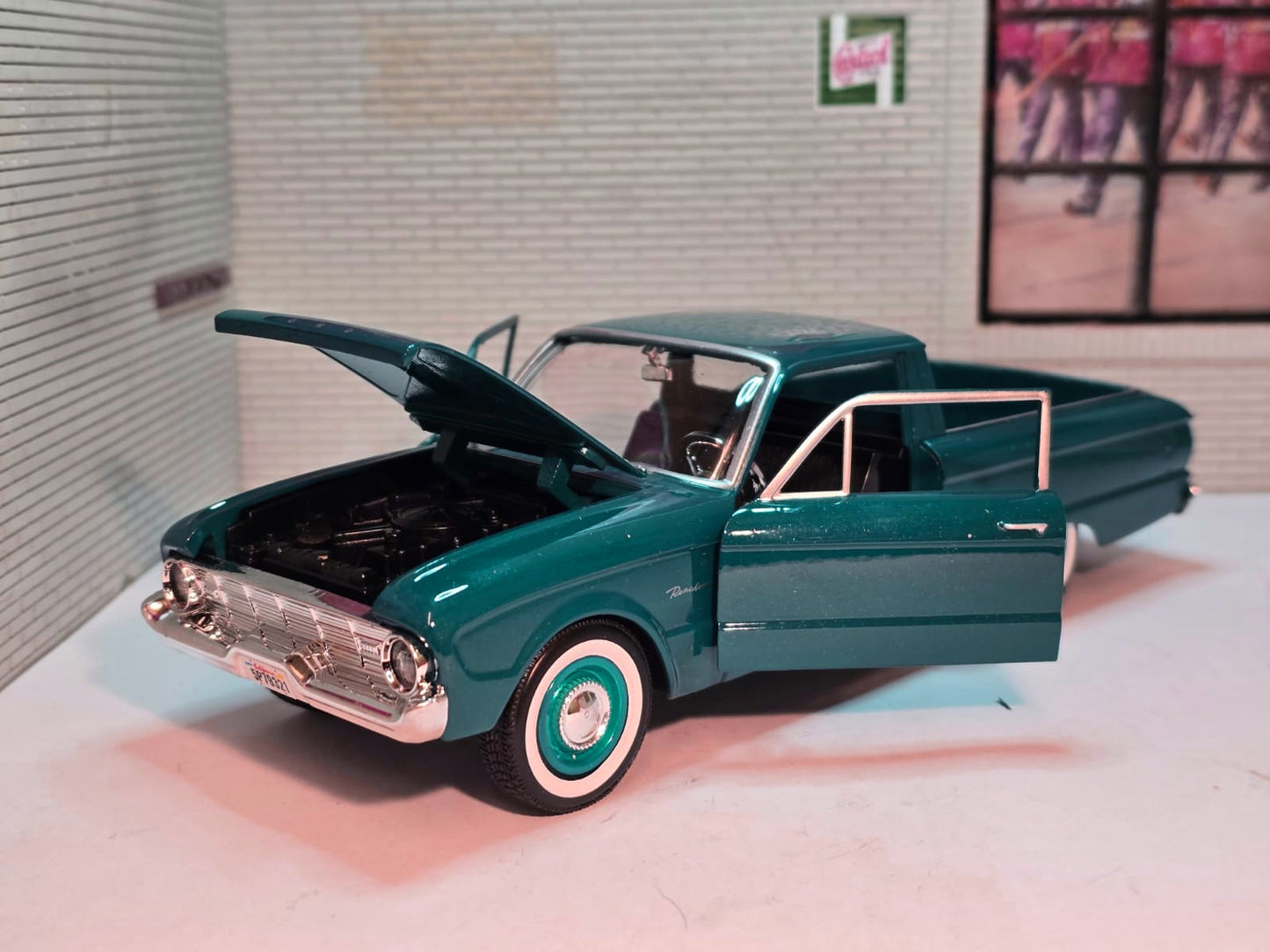 Ford 1960 Ranchero 79321 Motormax 1:24
