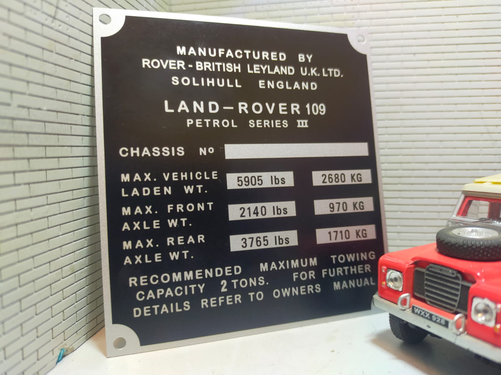 Series 3 109 petrol Rover-British Leyland Chassis plate.