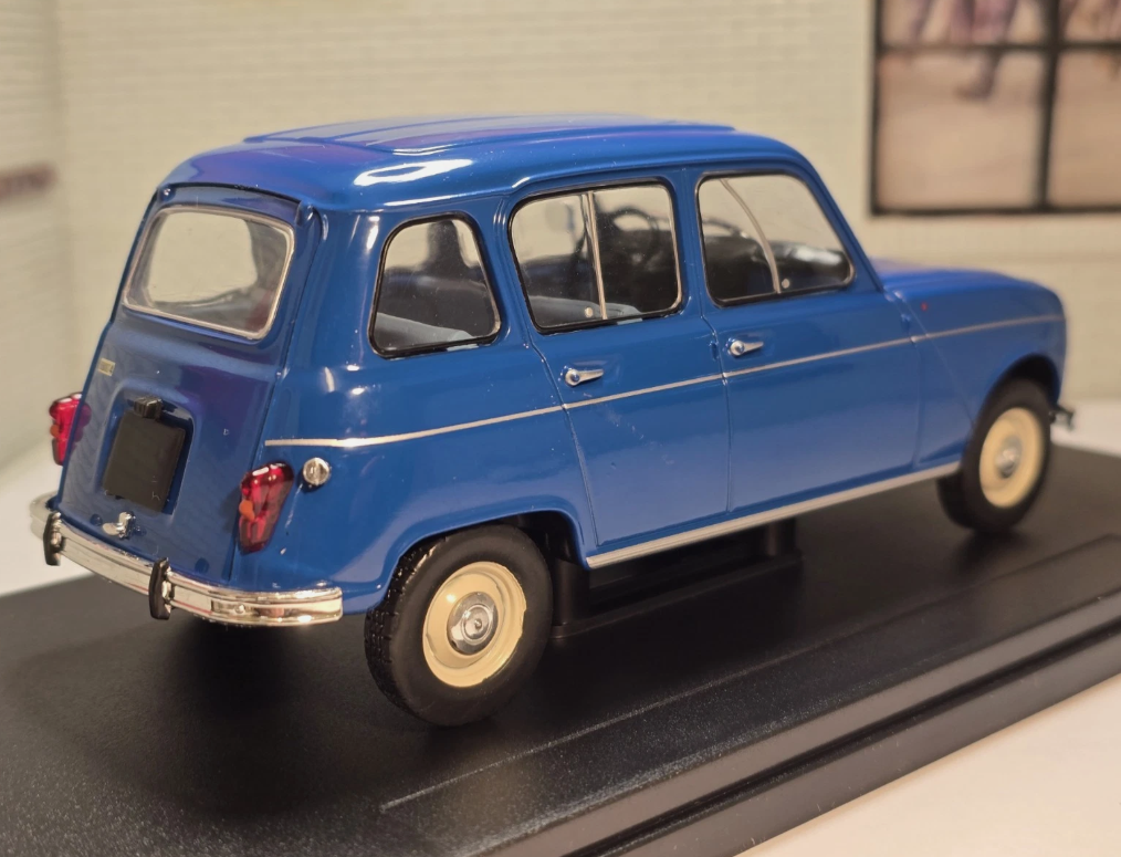 Renault 4 1964 Ex-Magazine 1:24