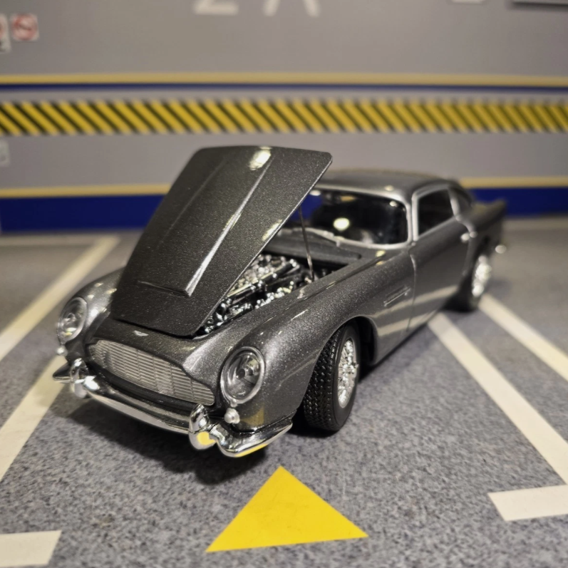 Aston Martin 1964 DB5 24101 Welly 1:24