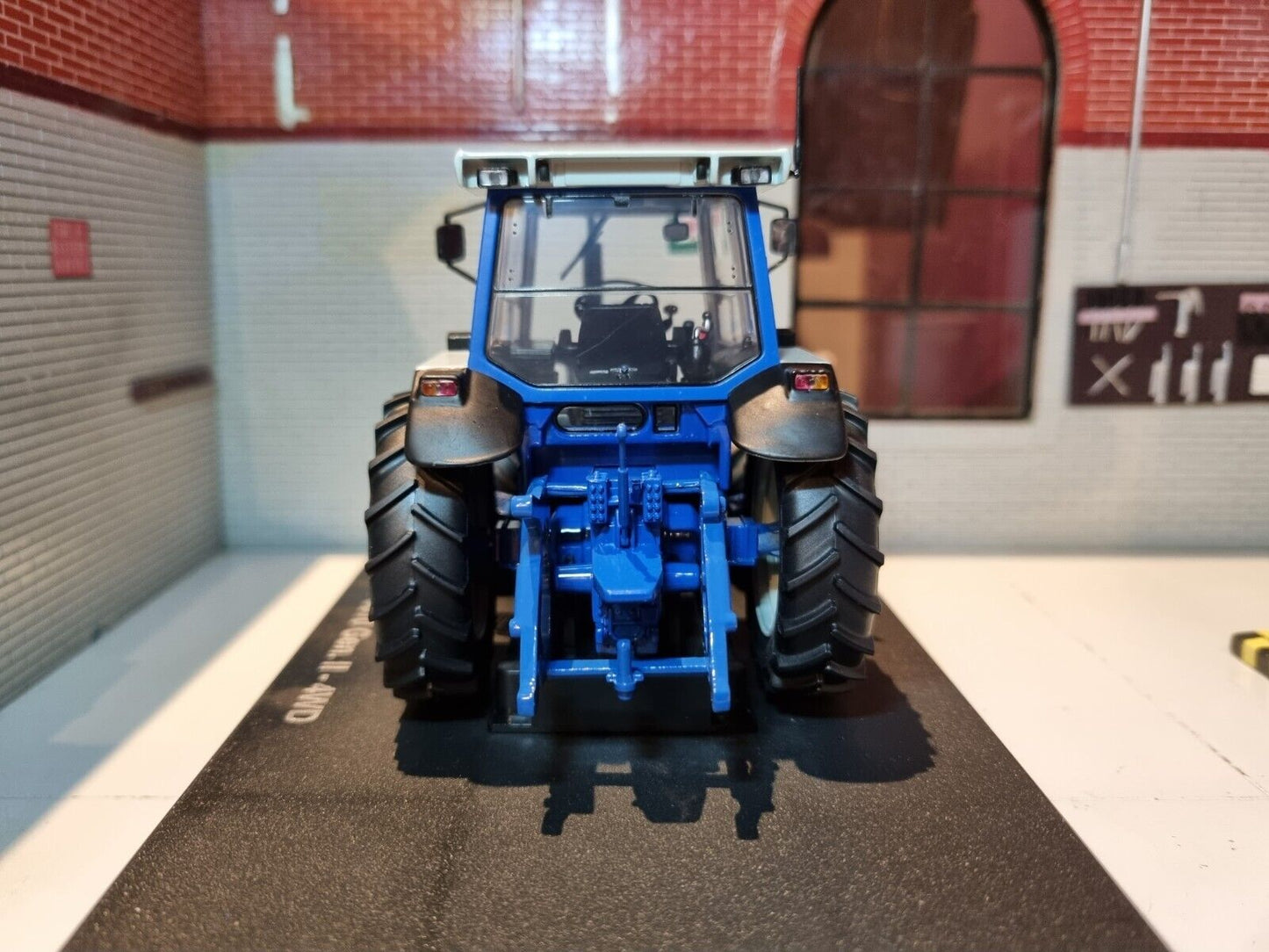 Ford 6610 Gen 2 Tractor 4WD 1985 UH4138 Universal Hobbies 1:32