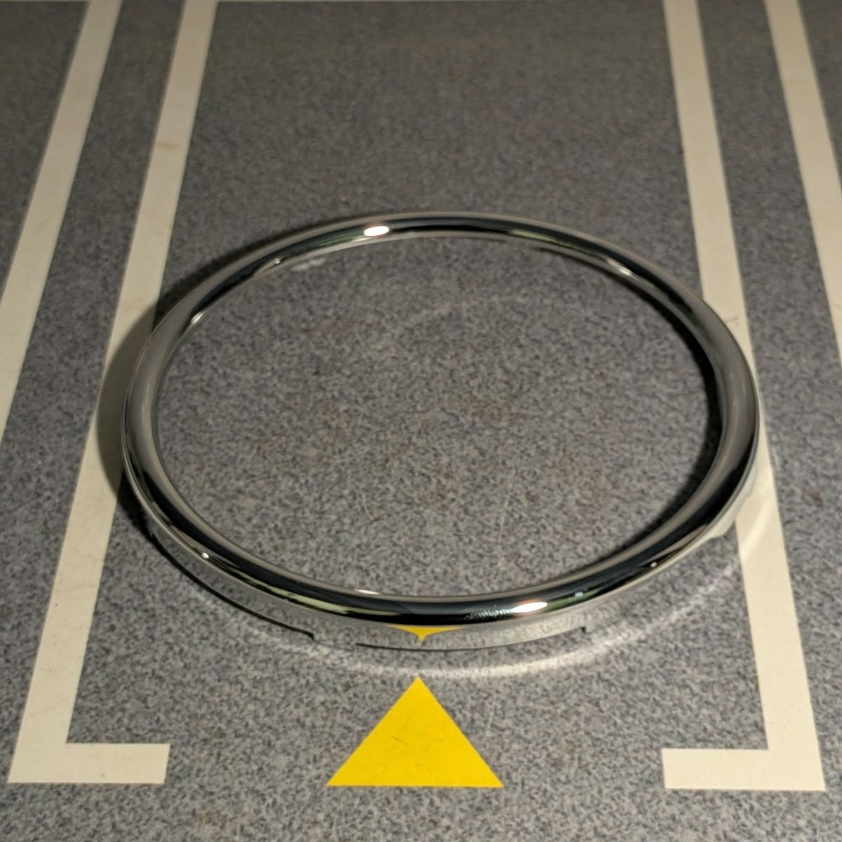 5" Round Edge Gauge Bezel (Black/Chrome)