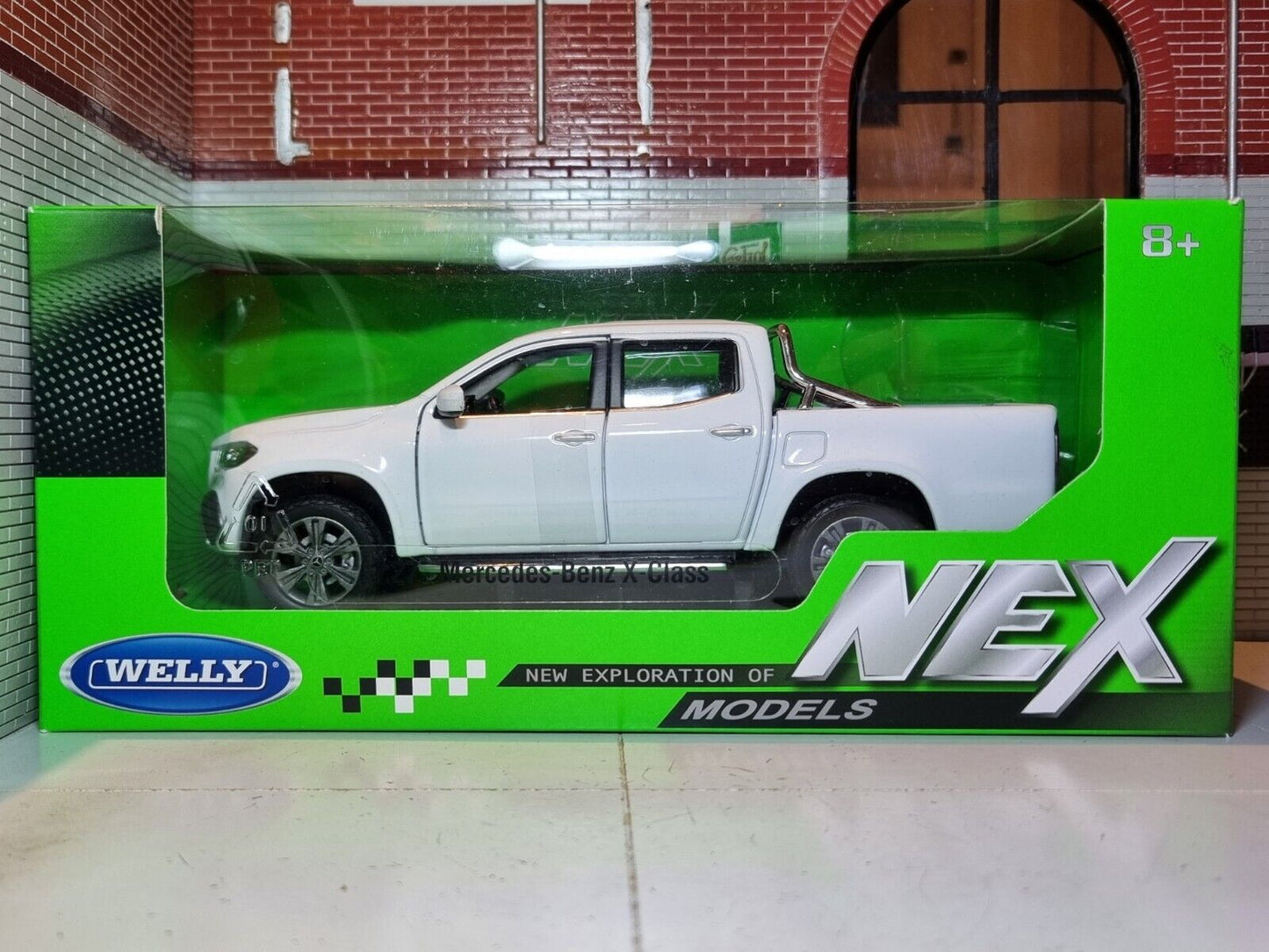 Mercedes Benz 2017 X Class Pick Up 24100 Welly 1:24/1:27