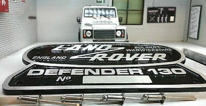 Land Rover Series, Defender Cast Tub Badges 332670 / STC3437