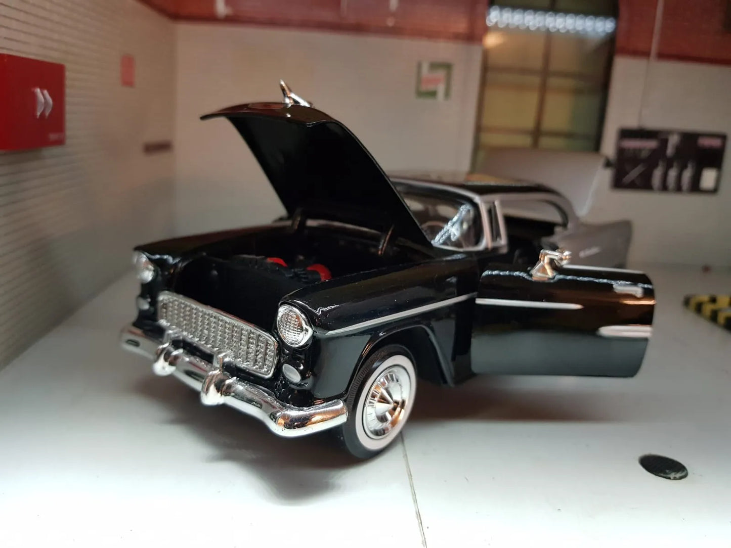 Chevrolet Chevy Bel Air Coupe 1955 Motormax 73229 1:24