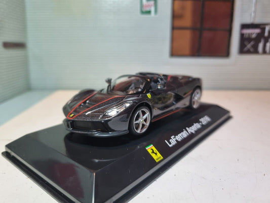 Ferrari 2016 LaFerrari Aperta Altaya 1:43
