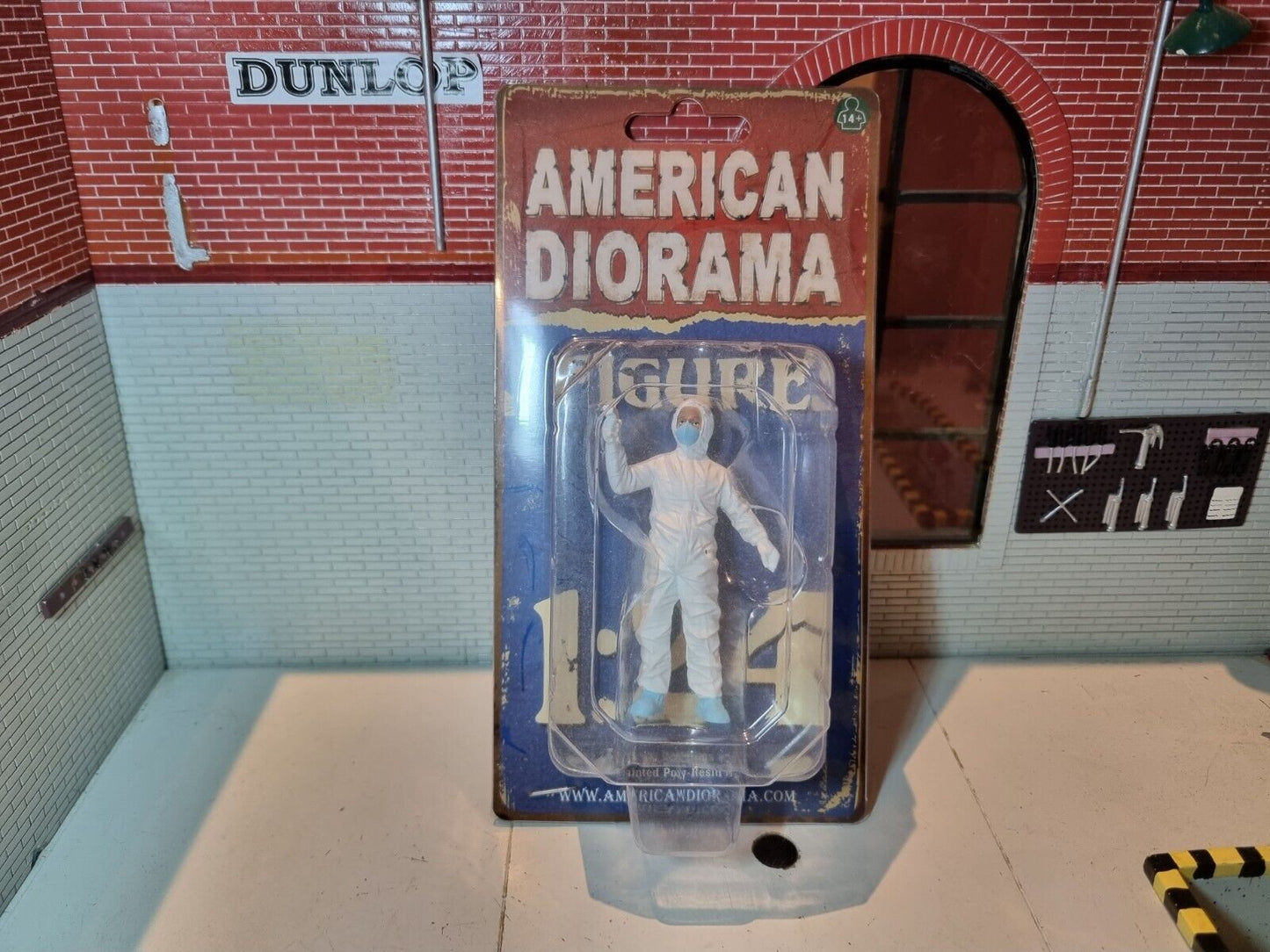 "Hazmat Crew Figure 6" AD-76372 American Diorama 1:24