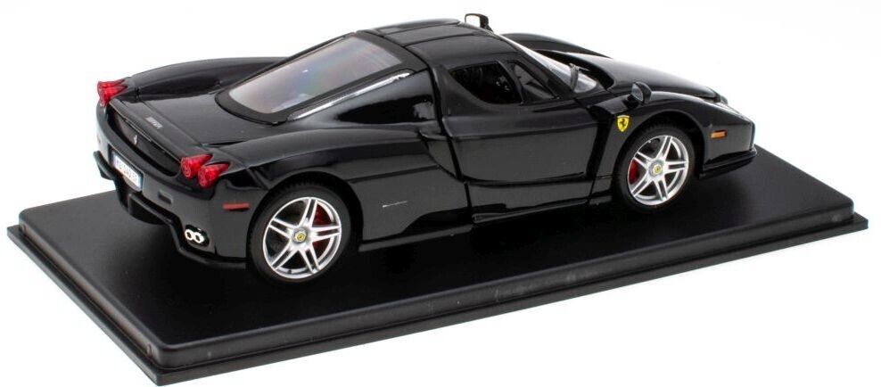 Ferrari 2002 Enzo 205041761 Bburago 1:24