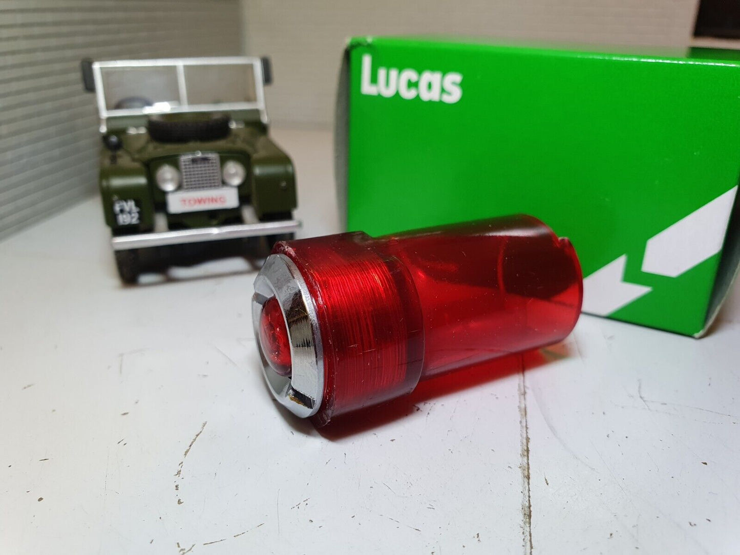 Lucas 238018 Red Ignition Warning Light WL11