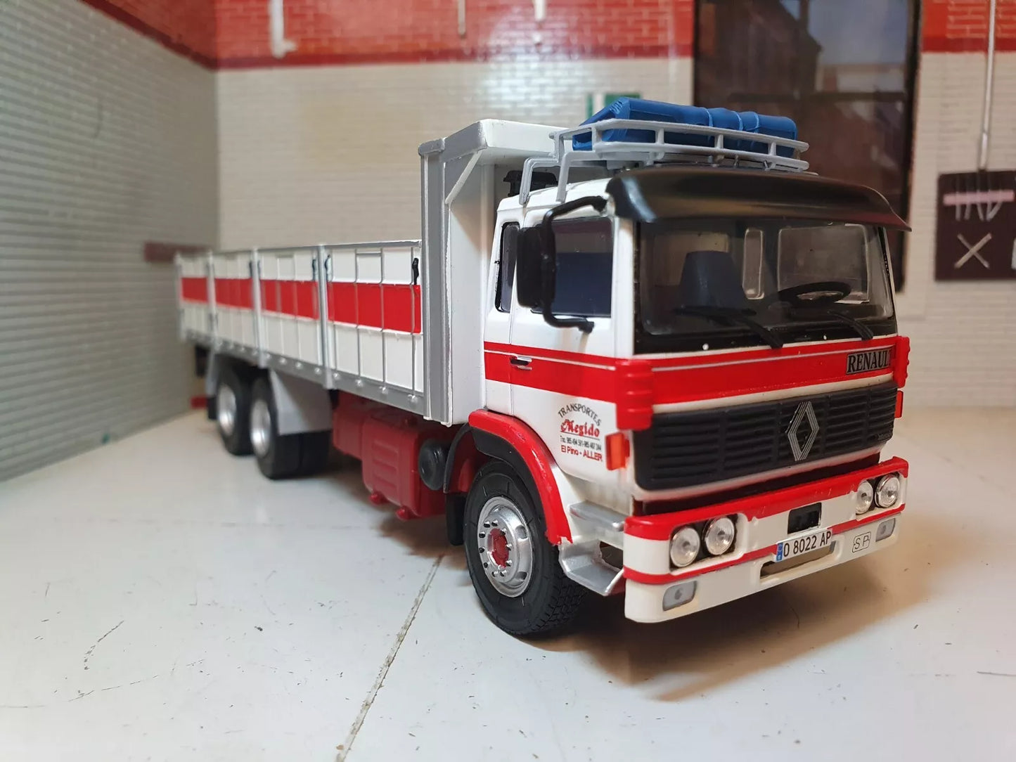 Renault 1987 DG 290 G290 6x4 Tipper Ex Magazine 1:43/1:50