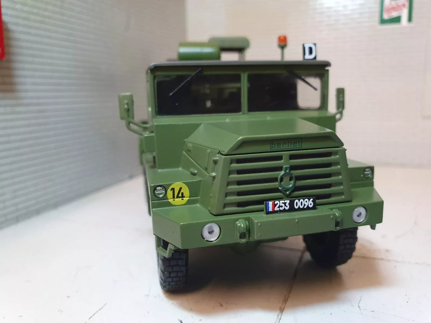 Berliet GBC 1970 Dépanneuse Tow Truck Ex Magazine 1:43