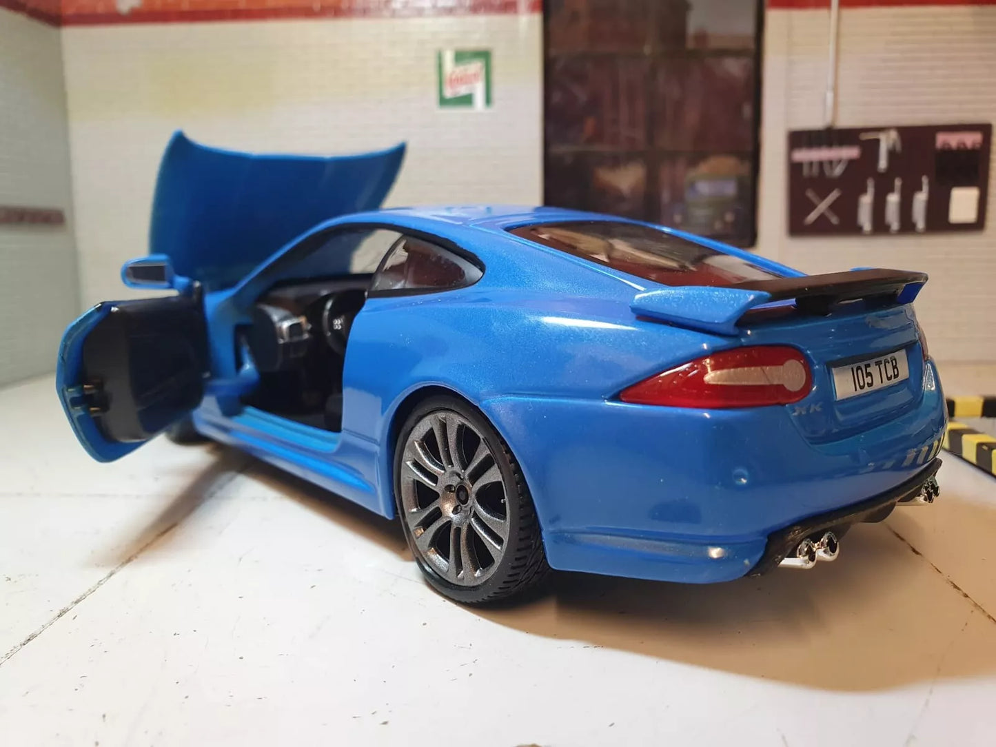 Jaguar 2007 XKR-S 21063 Bburago 1:24