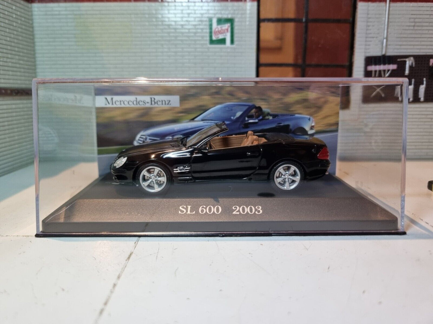 Mercedes 2003 SL600 Ex Magazine 1:43