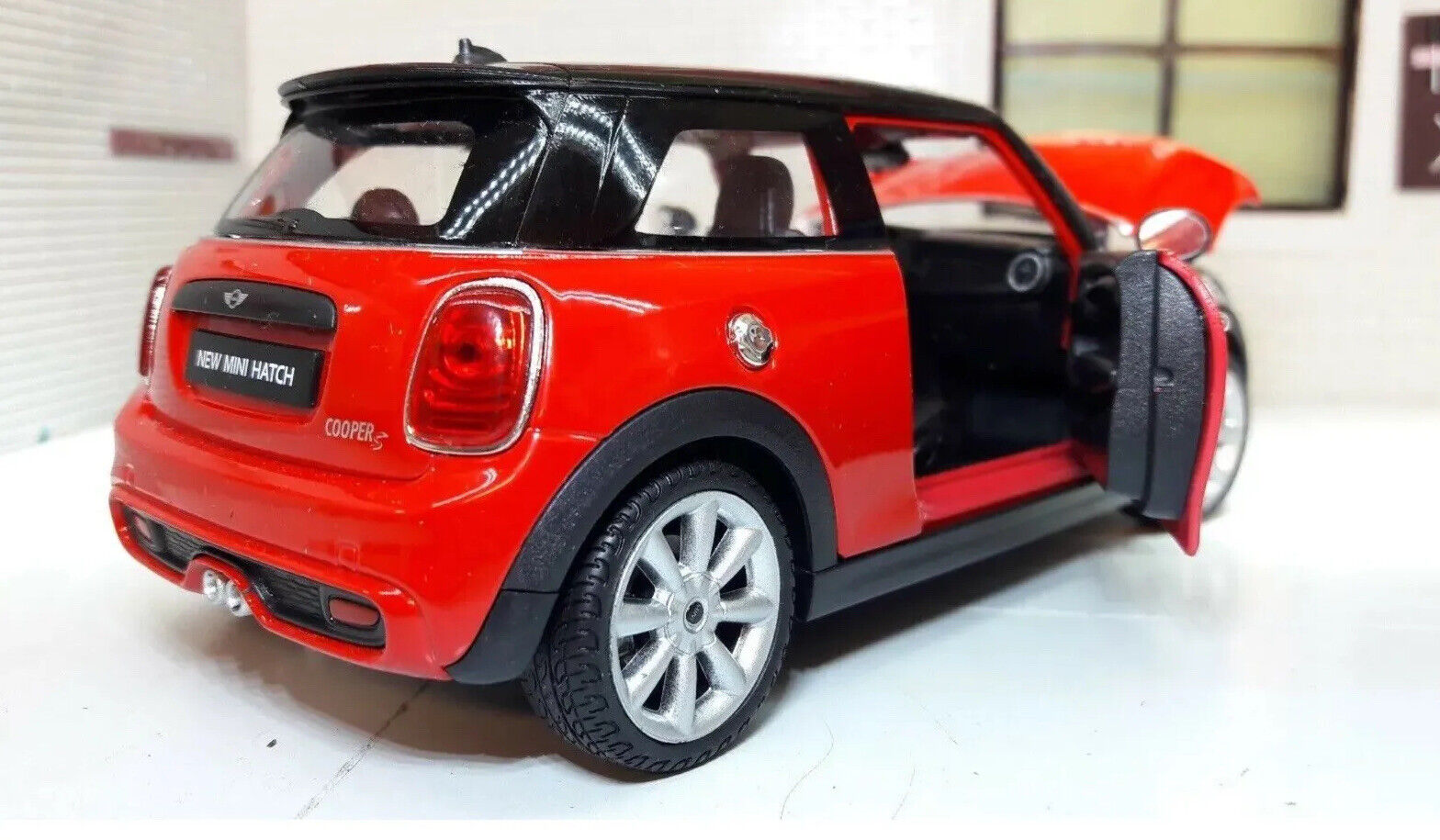 Hot Wheels 2013, '12 Mini Countryman Rally, HW STUNT, #93/250. 1:64 Scale Hot Wheels 2013, '12 Mini Countryman Rally, HW STUNT, #93/250. 1:64 Scale