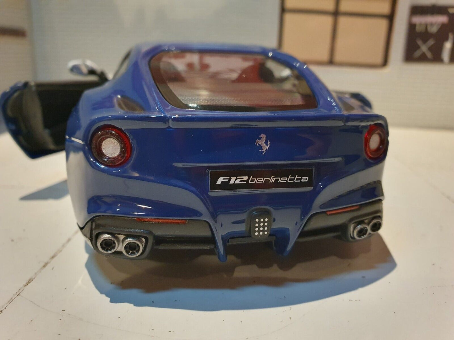 Ferrari 2015 F12 Berlinetta 308780385  Bburago 1:24