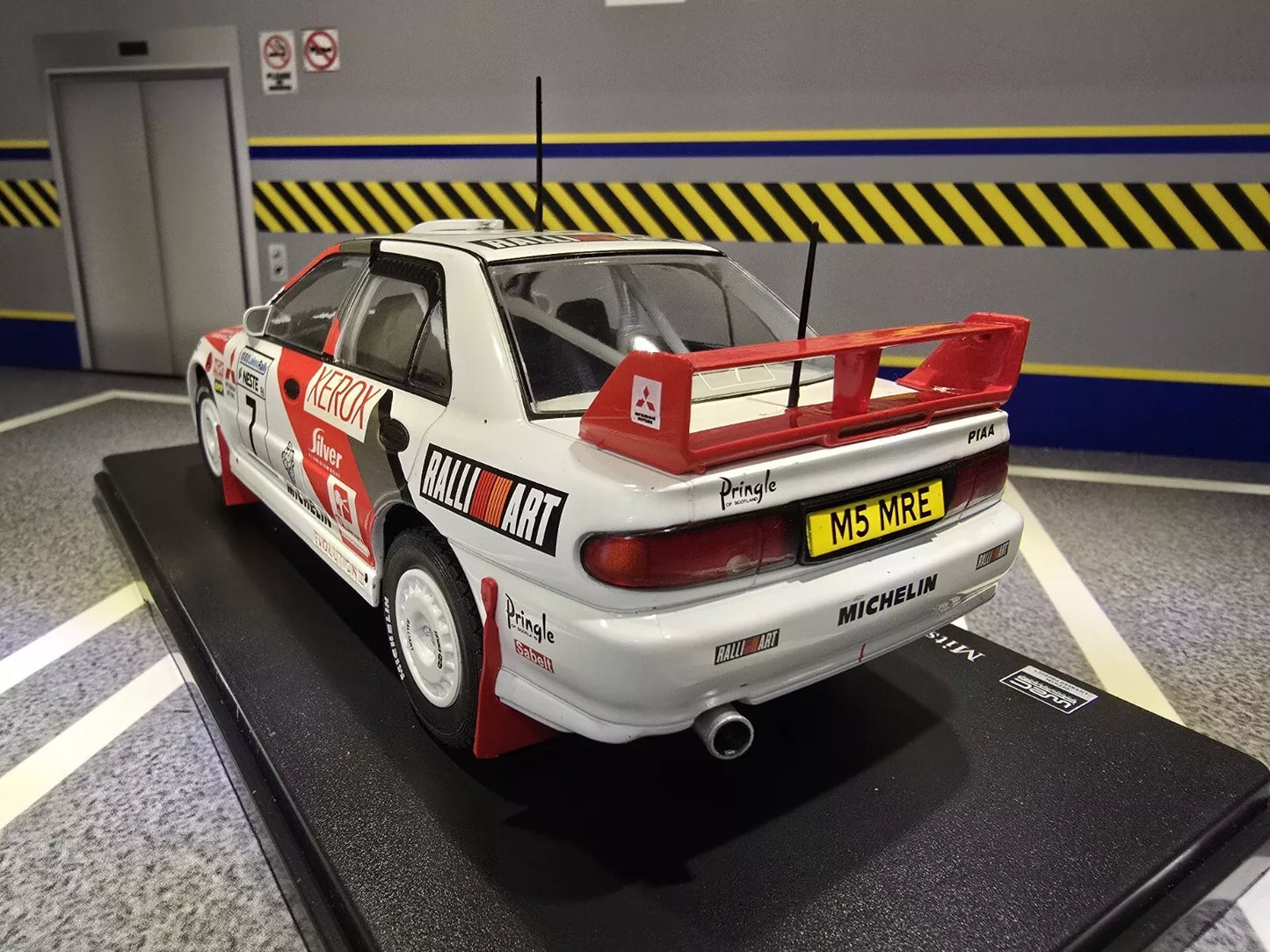 Mitsubishi Lancer Evo 3 WRC 1996 Tommi Makinen – Emberton Imperial