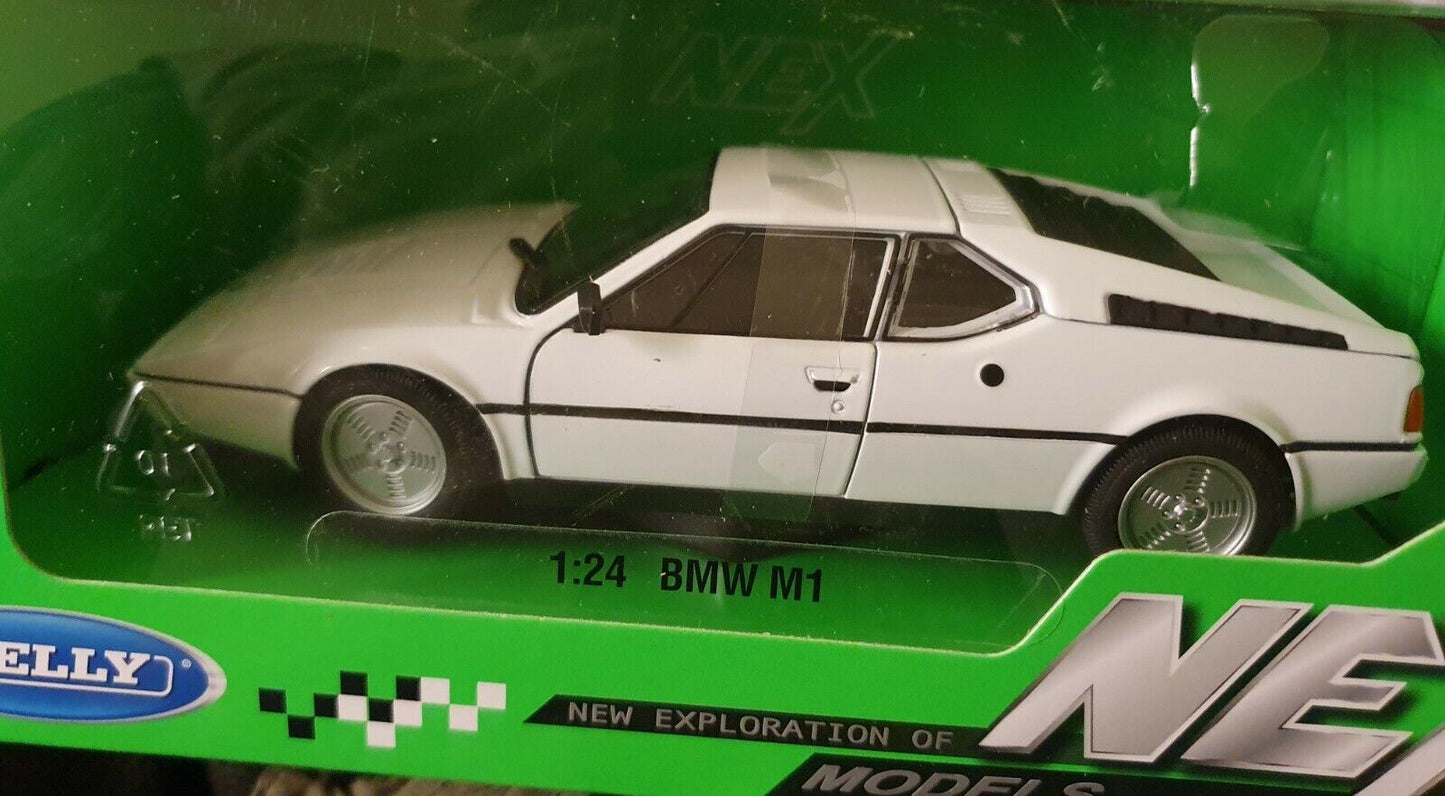 BMW 1978 M1 E26 COUPE 24098 Welly 1:24