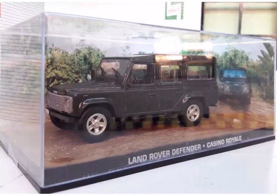 Land Rover Defender 110 Station LWB TDi TD5 1:43 Dark Grey/Green James Bond