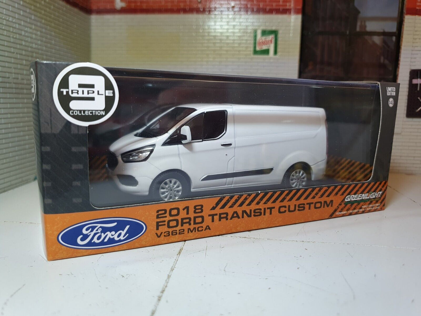 Ford 2018 Transit Custom 51275 Greenlight 1:43