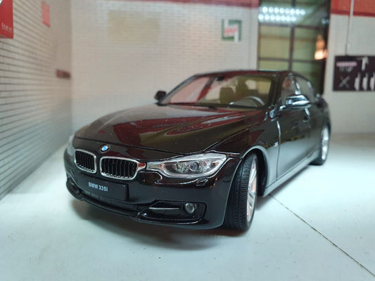 BMW 2015 3 Series 335i F30 24039 Welly 1:24