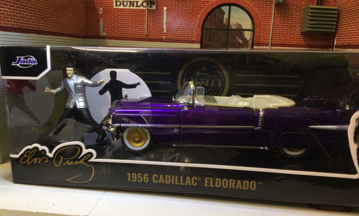 Cadillac 1956 Eldorado et Elvis Presley modèle 30985 Jada 1:24