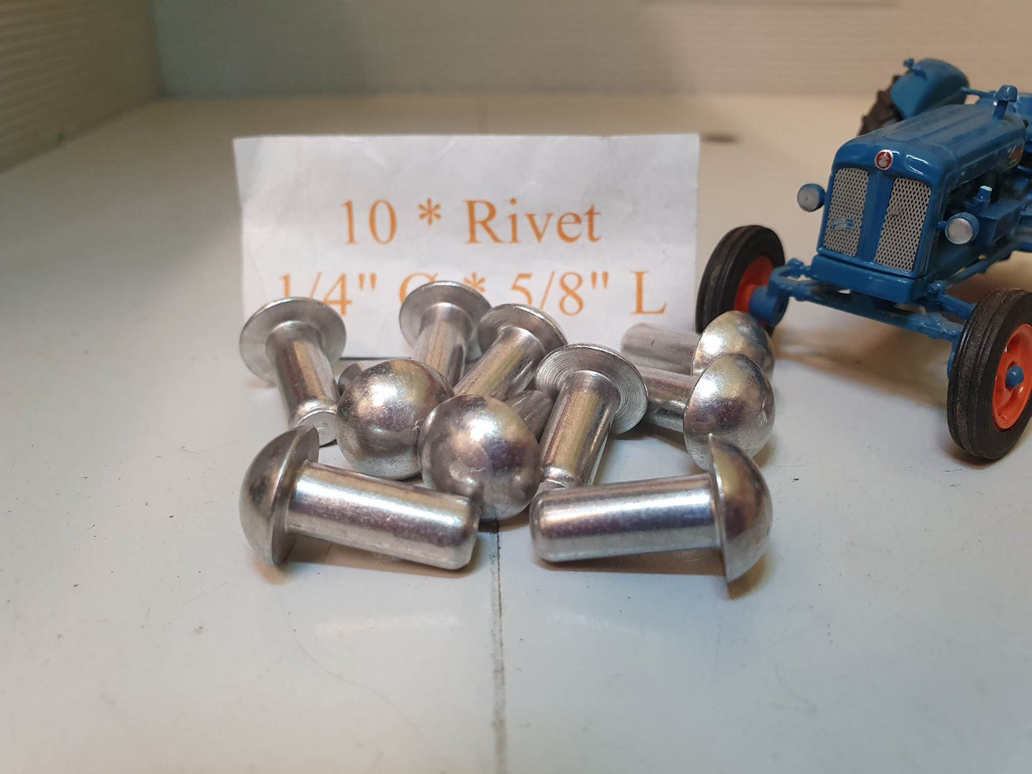 1/4" Diameter Solid Round Head Aluminium rivets - Pack of 10 (Choice of length)