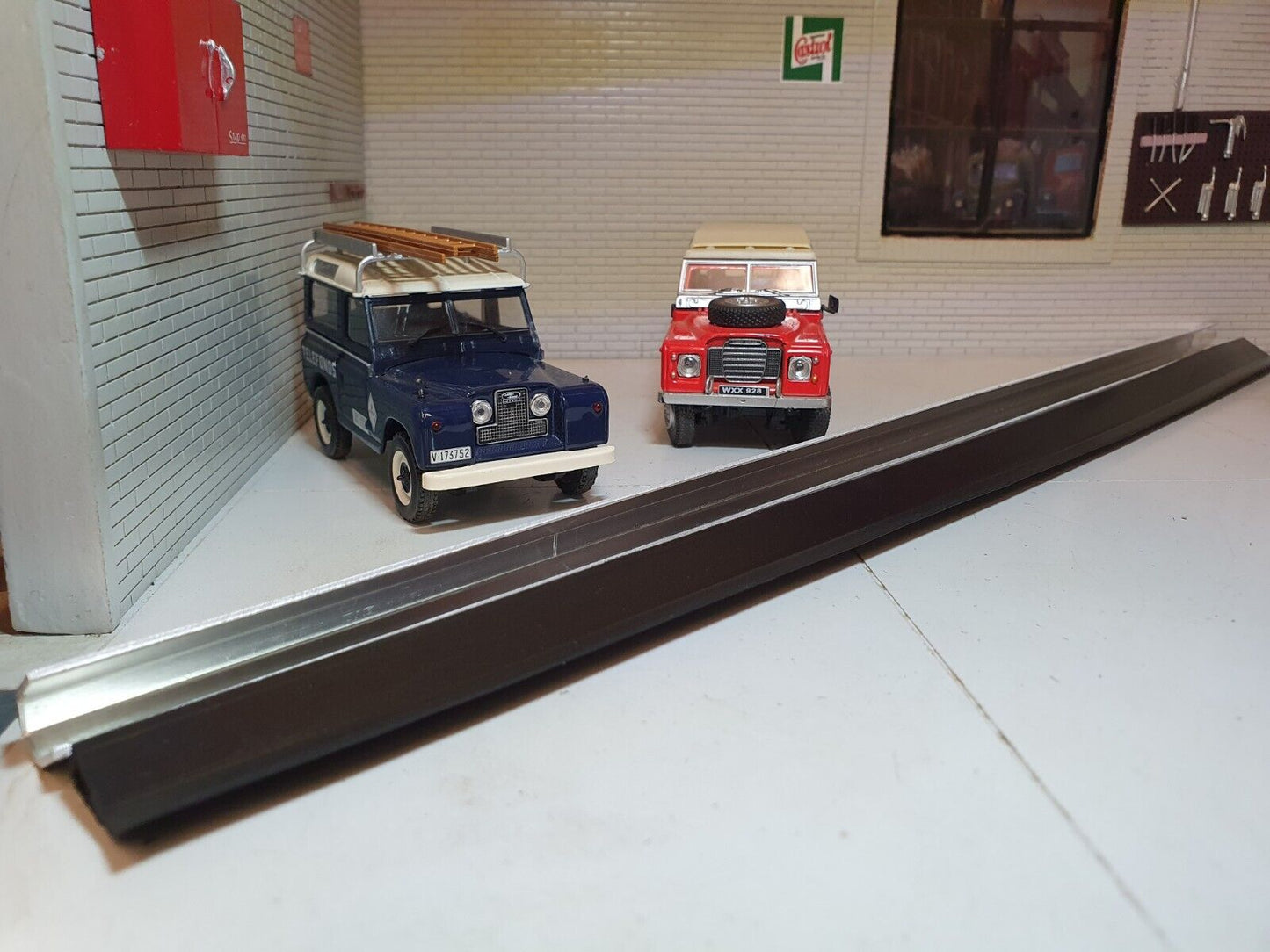 Land Rover Serie 2 2a 3-Türer oben Schiebefenster Dichtung Füllstreifen 330660 330661