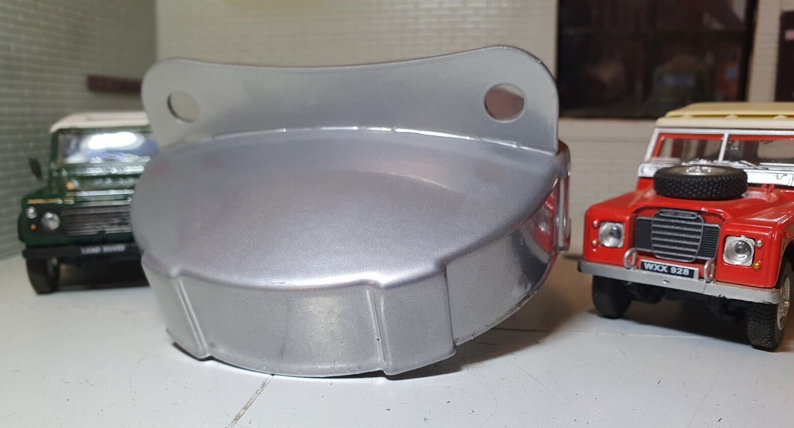 504655 - Land Rover Series Fuel Filler Cap | LR Parts