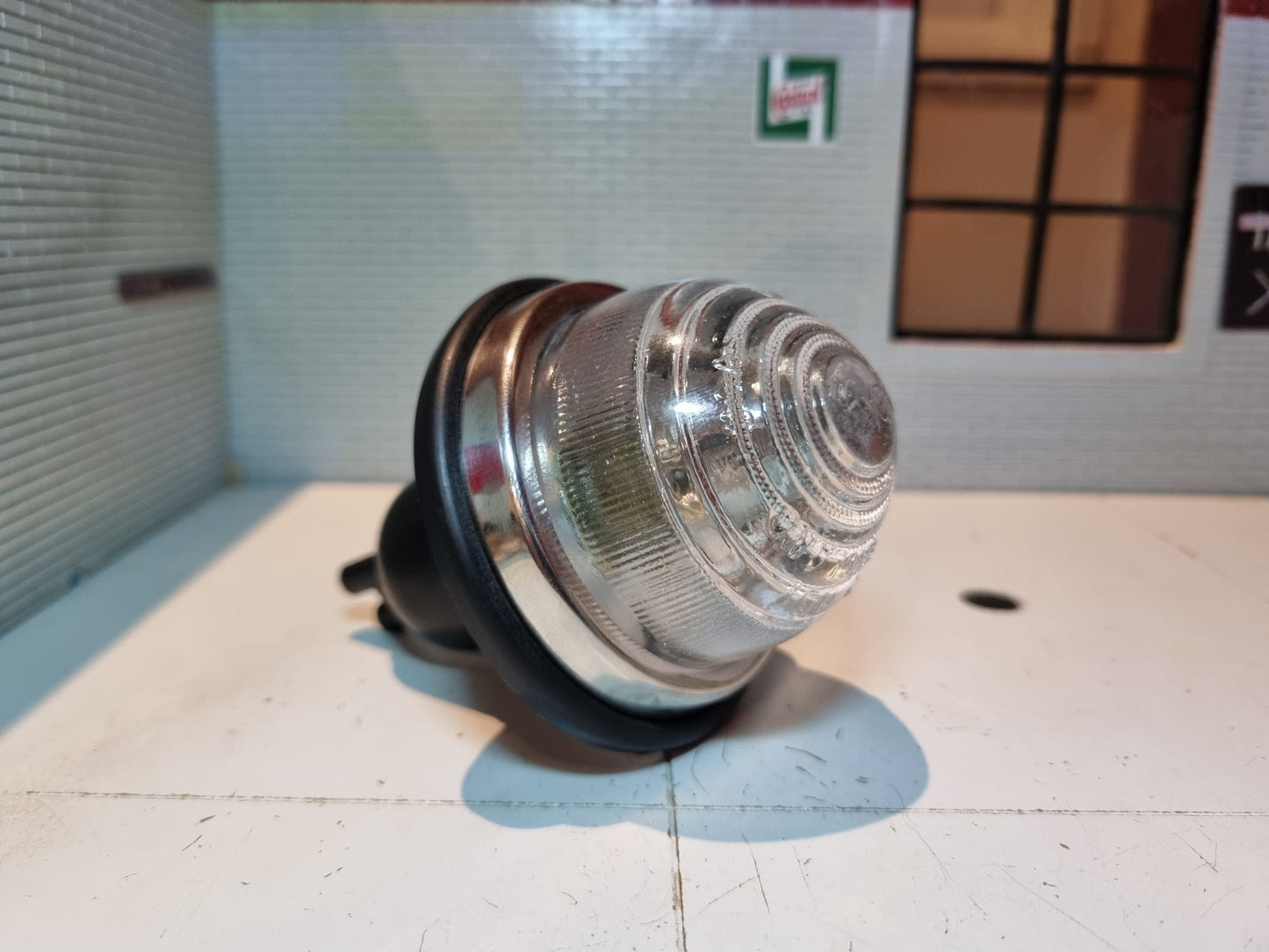 Unité de lentille en verre pour feu latéral d'indicateur combiné Lucas L594 (Filament / LED) 