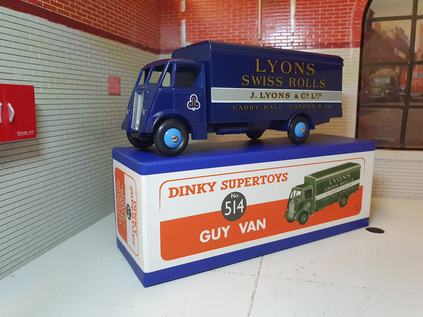 Guy Delivery Van #514 Dinky