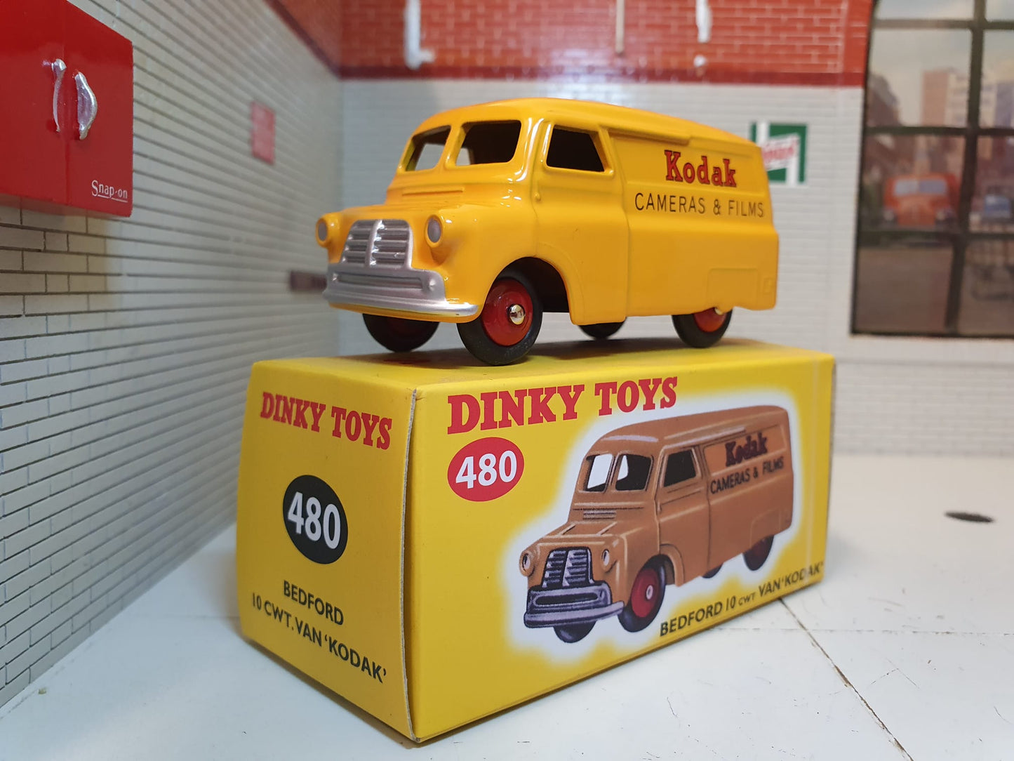 Bedford 10 CWT Van Kodak #480 Dinky