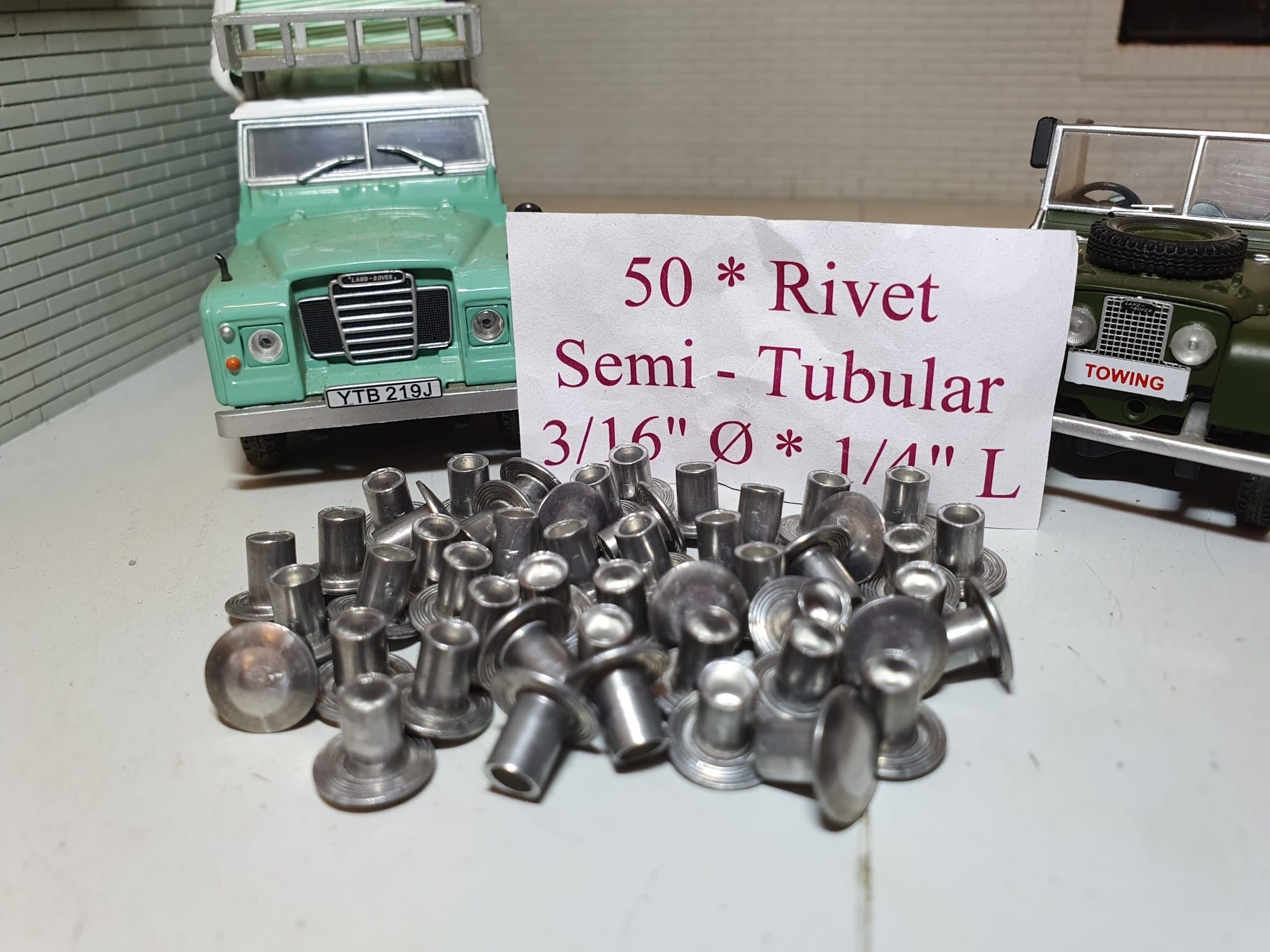 Aluminium Semi-Tubular Truss Head Rivets 3/16