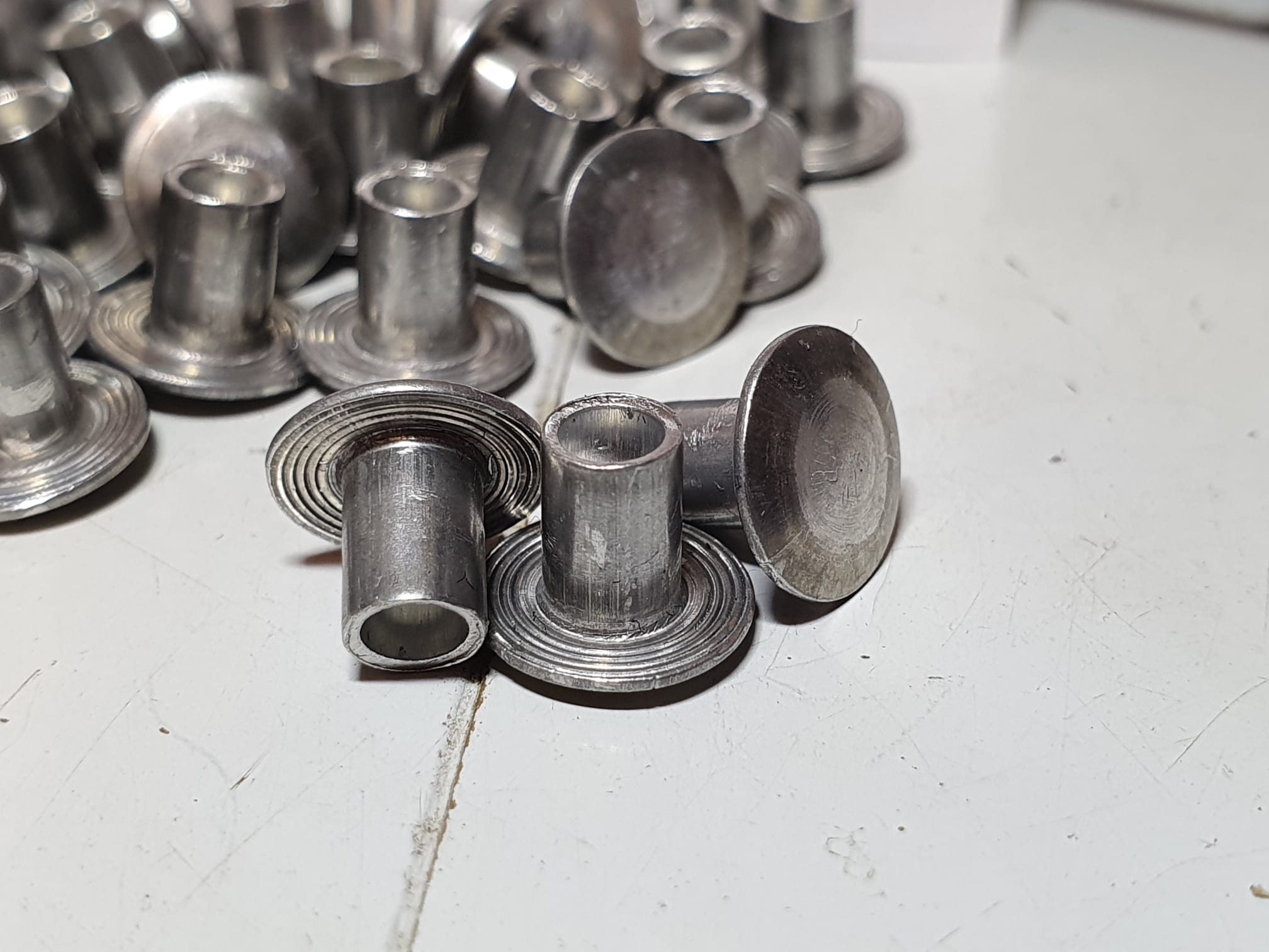 Truss Head Solid Rivets At ₹ 1/piece | Round Head Rivet In Bengaluru - Foto 4