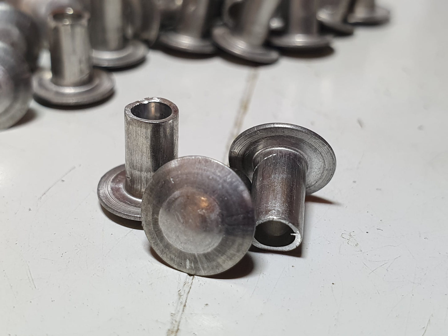 Aluminium Semi-Tubular Truss Head Rivets 3/16" Diameter (choice of length)