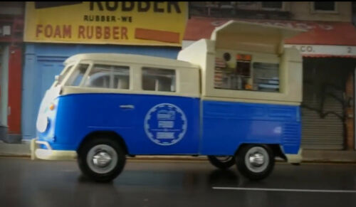 VW Volkswagen T1 Type 2 Food Truck Catering 1962 Motormax 1:24