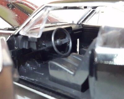 Pontiac GTO 1966 Toit rigide 71853 New Ray 1:24