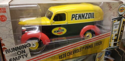 Chevrolet 1939 Pennzoil Delivery Panel Van Greenlight 1:24