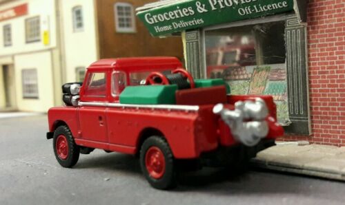 Land Rover Series 2 2a 109 LWB Fire Tender Engine Oxford 1:76