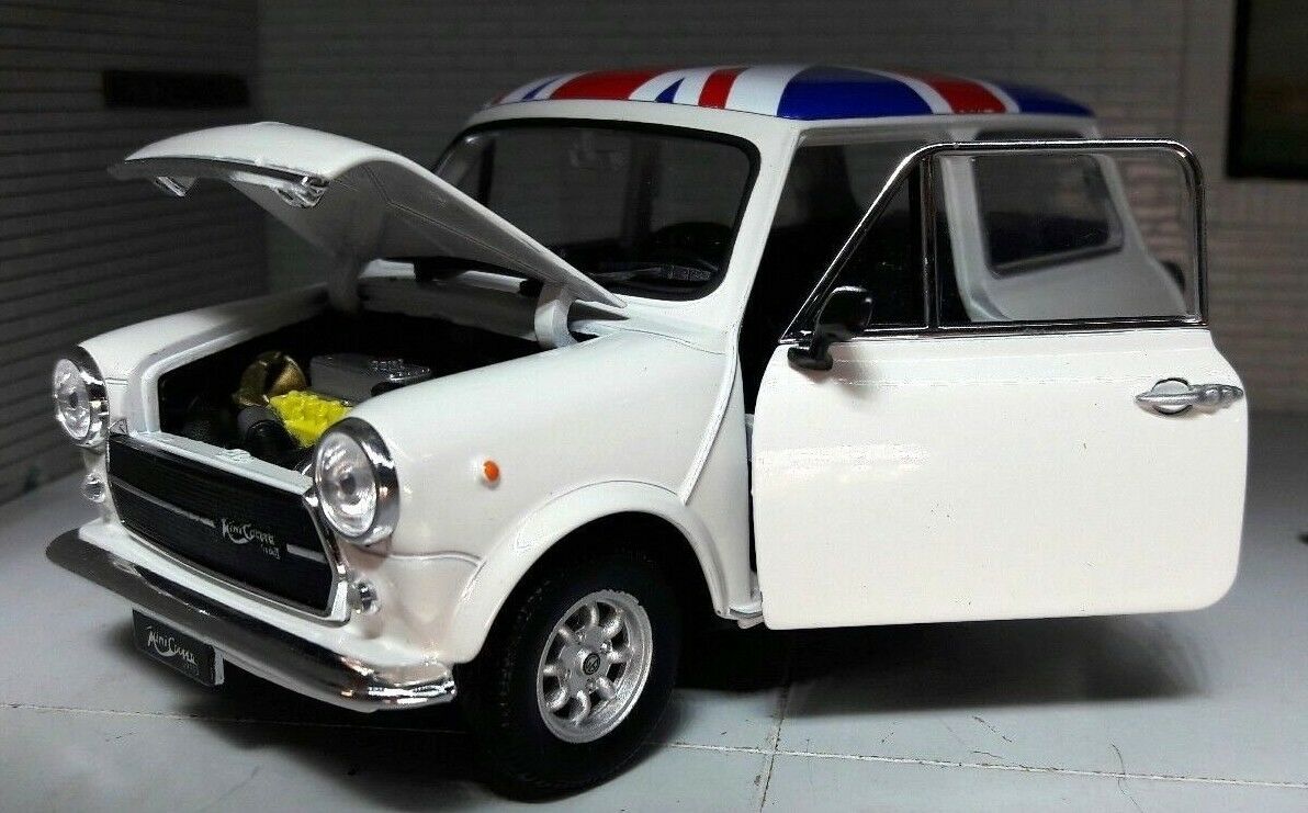 Austin Vs Rover Mini Austin Rover Mini Cooper 22496 Welly 1:24 – Emberton Imperial