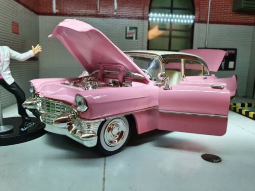 Cadillac 1955 Fleetwood avec figurine Elvis Presley 31007 Jada 1:24