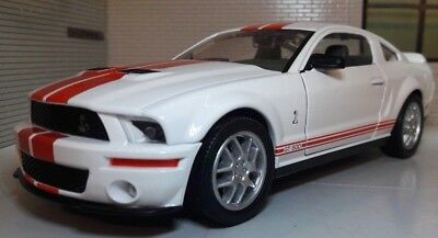 Ford Mustang 2007 GT Coupe Shelby Cobra GT500 24208 Road Signature 1:24