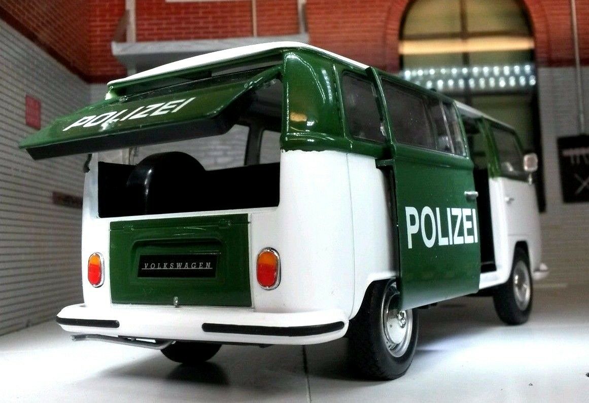 Volkswagen VW 1972 T2 Bay Police Polizei 22472 Welly 1:24