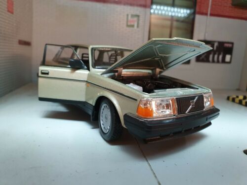 Volvo 1986 240 GL Berline 24102 Welly 1:24